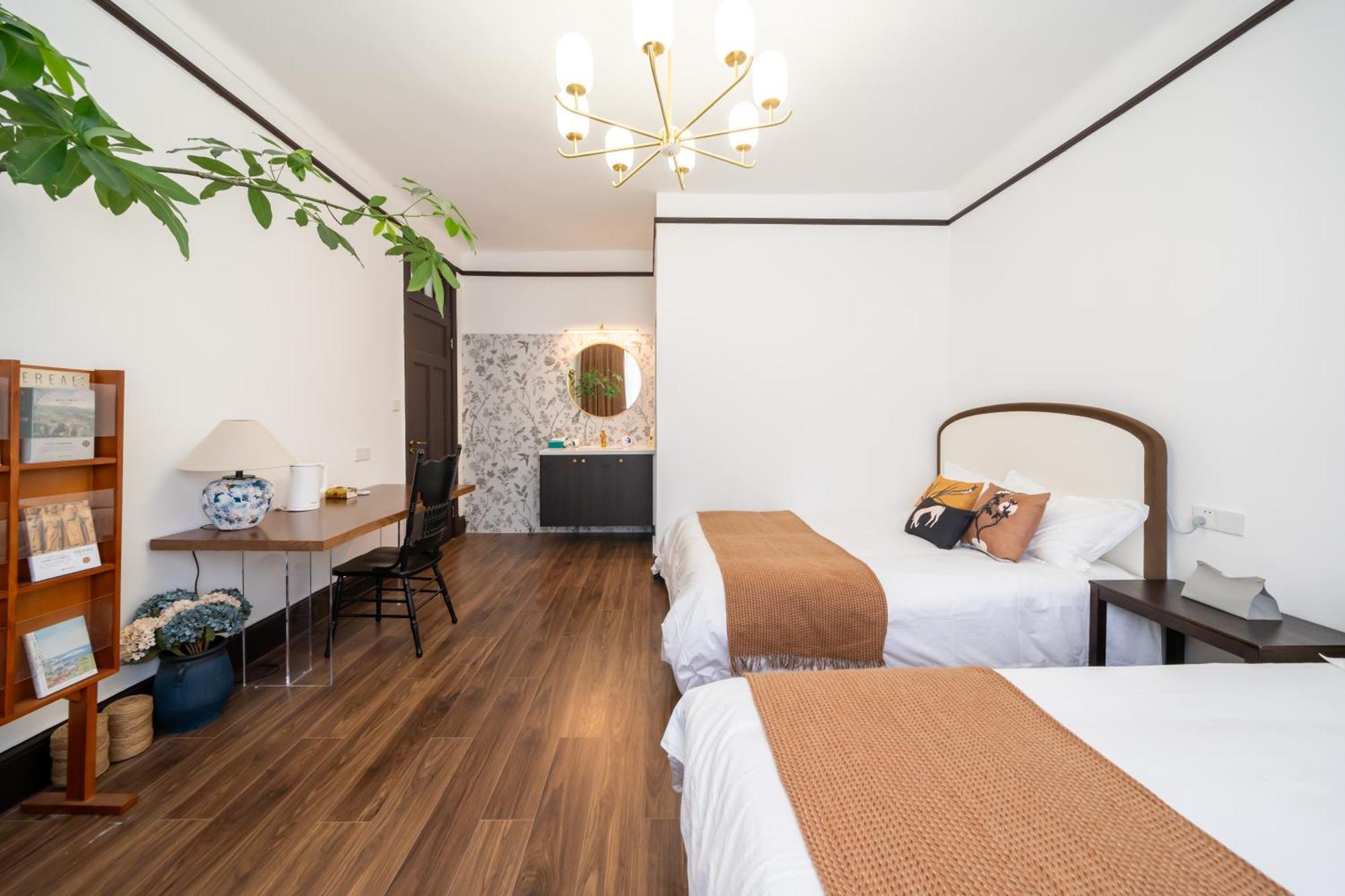 Tonight Hotel South Shanxi Road 上海 外观 照片